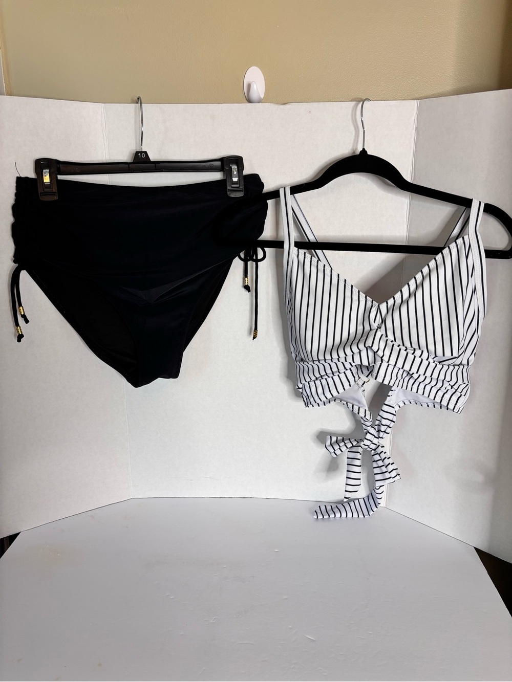 Size L Striped Tie-Front Bikini Top & Black/White High-Waist Bottoms